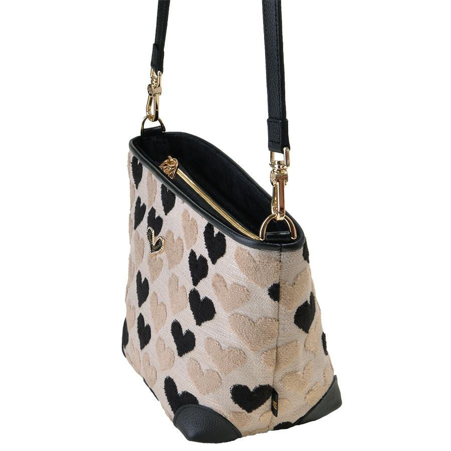 在庫数8 個＞パンチ ショルダーバッグ（ベージュ） / Think Bee