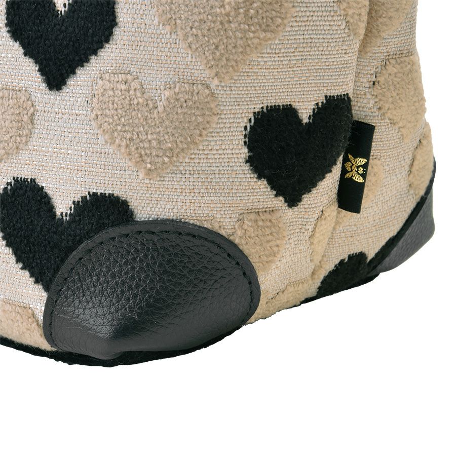 在庫数8 個＞パンチ ショルダーバッグ（ベージュ） / Think Bee