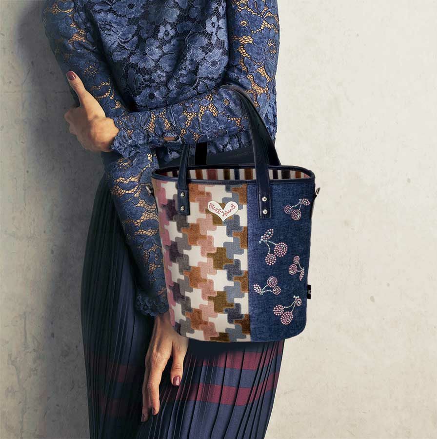 ボビービー トートバッグ(2ウェイタイプ)(ラフールチェリー) / Think