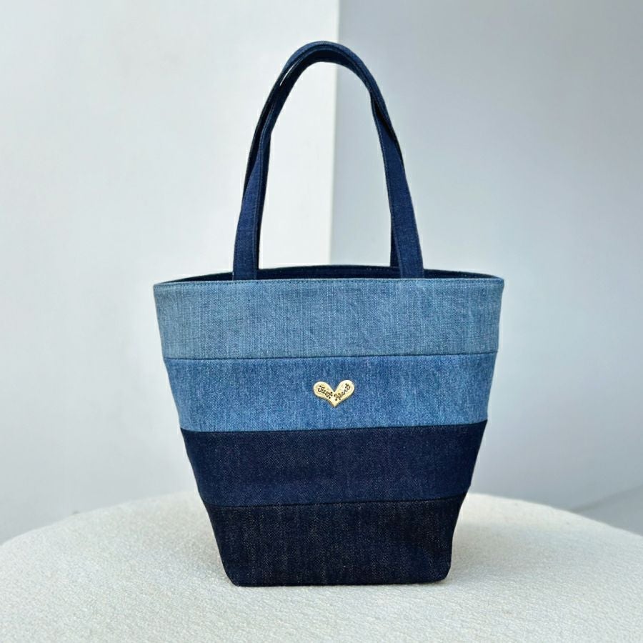 値下げ❗(新品)Think Bee デニムトートバッグ デニーゴールドムーントートバッグ / Think Bee! 『公式』 | Think Bee